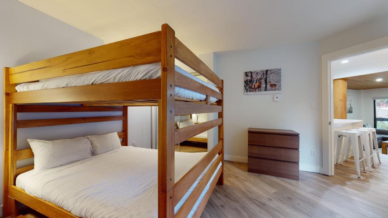Ironwoods On Blueberry Hill By Whistler Blackcomb Vacation Rentals Exterior foto