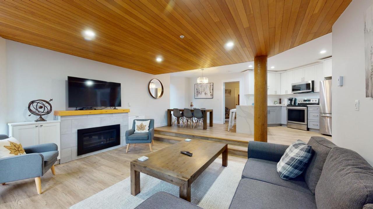 Ironwoods On Blueberry Hill By Whistler Blackcomb Vacation Rentals Exterior foto
